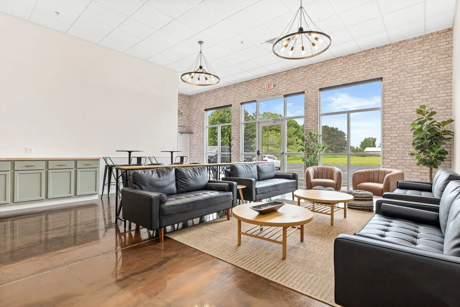 Bright, wide view of the lounge