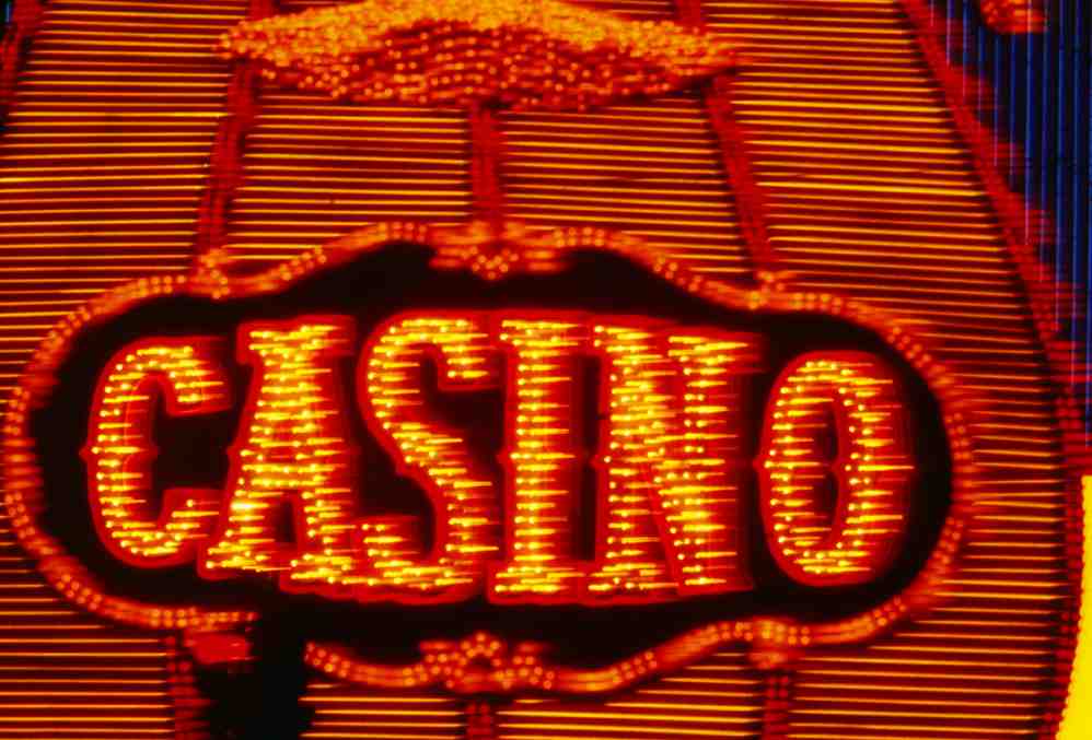 How Online Casinos Make Money